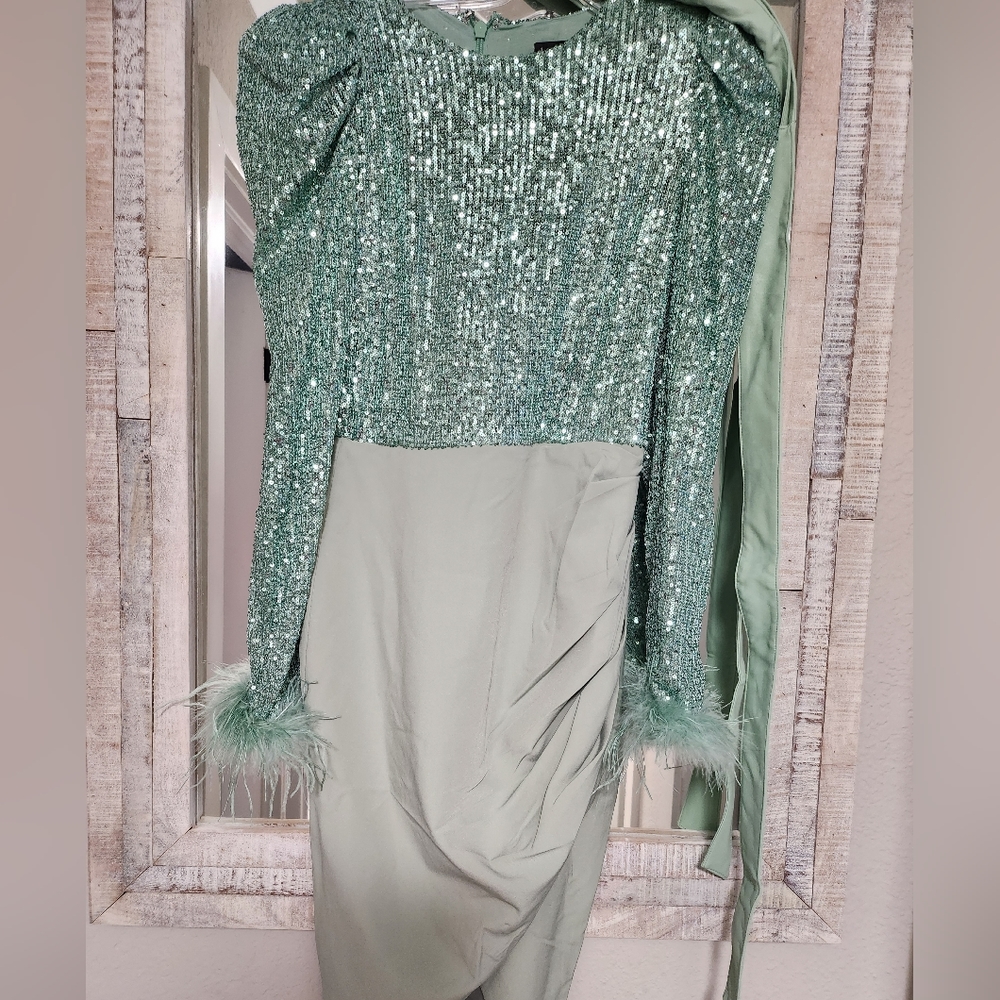 Lavish Alice Sequin Feather Trim Midi - Picture 10 of 15